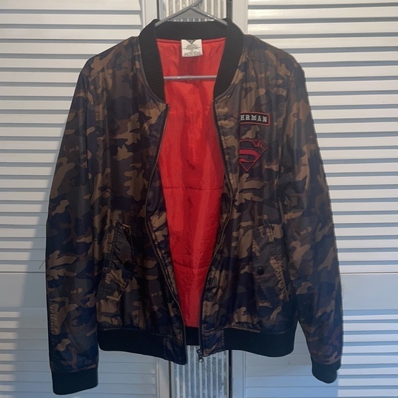 DC Comics Men's Superman Olive Camouflage Polyester Bomber Jacket size M - Picture 7 of 7